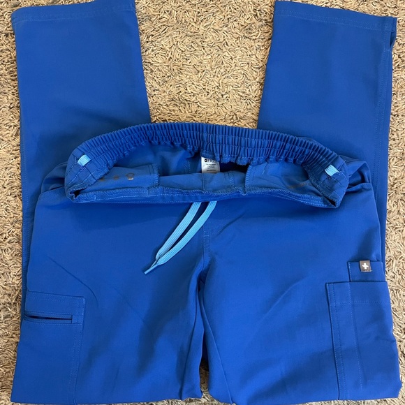 Yola Skinny small bottoms with altered waistband & casma xxs top - Picture 2 of 2